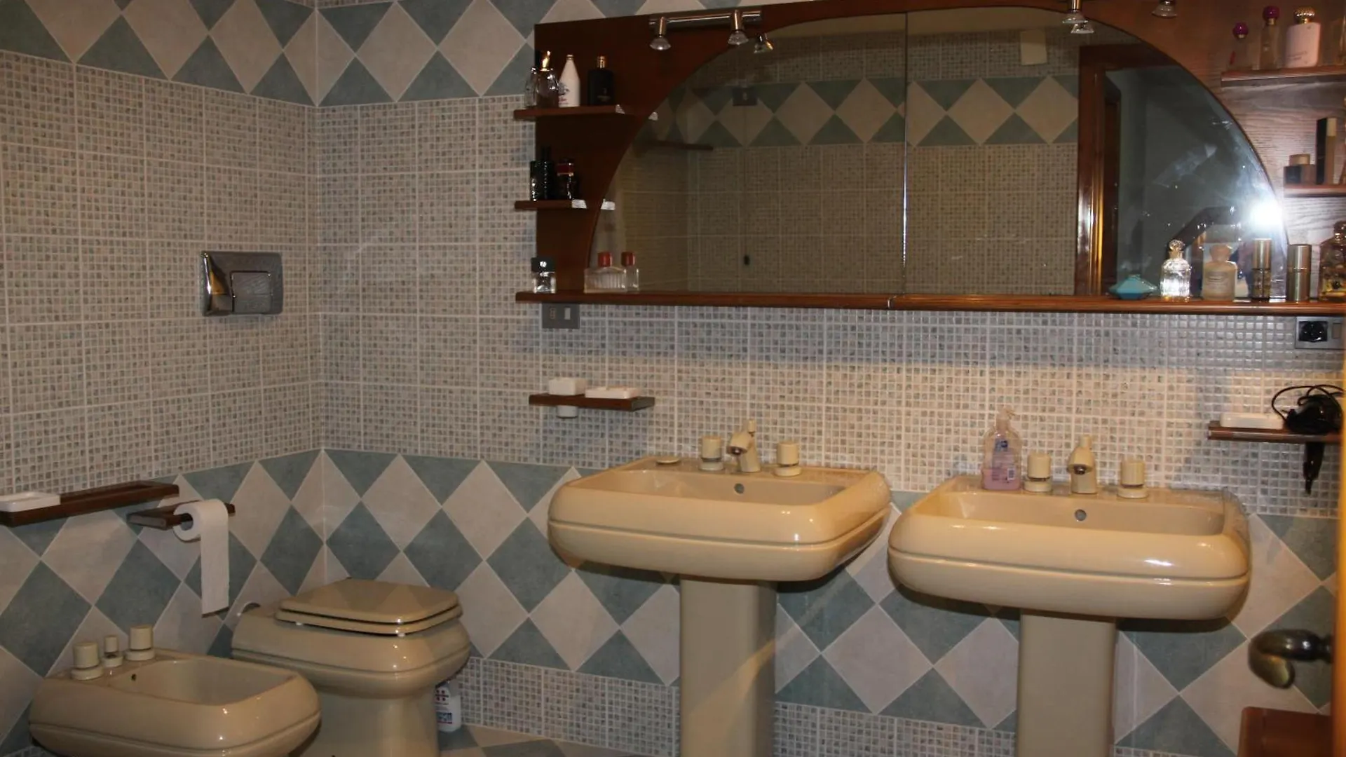 Villa Adelina Sarroch Bed & Breakfast