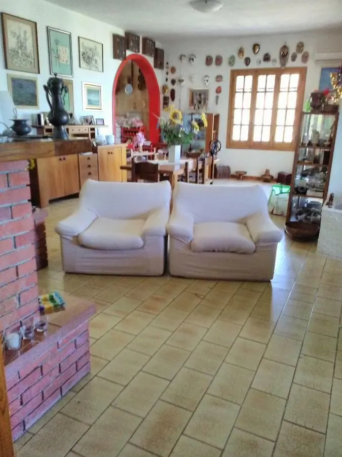 Villa Adelina Sarroch Bed & Breakfast