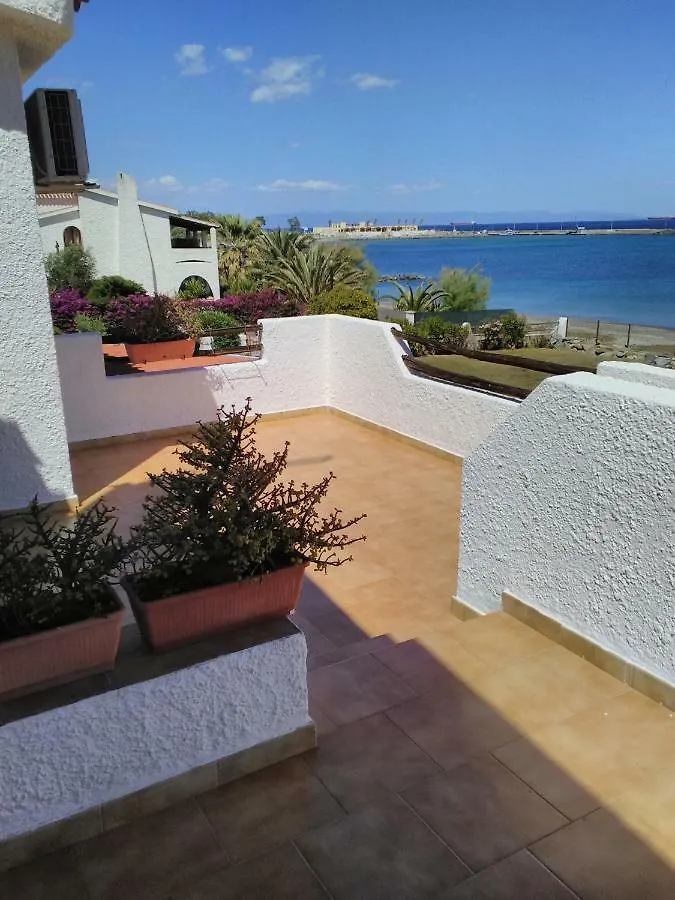 Bed & Breakfast Villa Adelina Sarroch